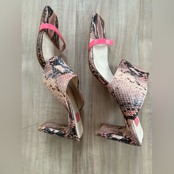 Louise et Cie Snake Skin Heels – Size 8.5 | Stylish Summer Shoes, Tan Pink - Picture 4 of 4